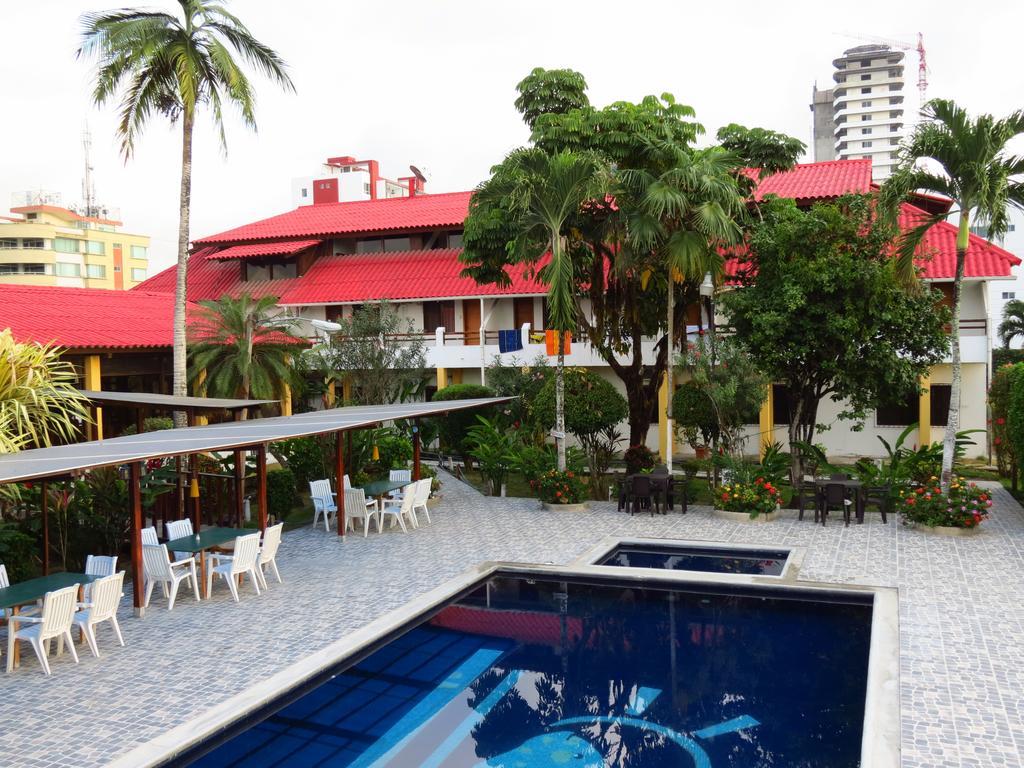 Hotel Puerto Ballesta Tonsupa Bagian luar foto