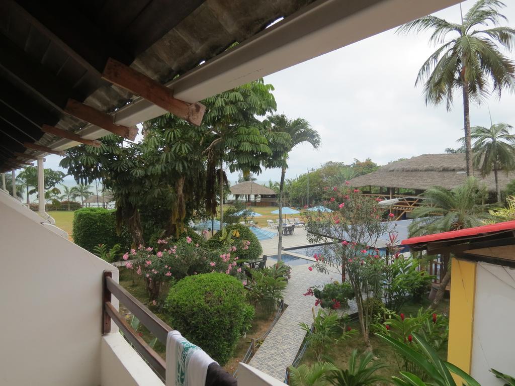 Hotel Puerto Ballesta Tonsupa Bagian luar foto