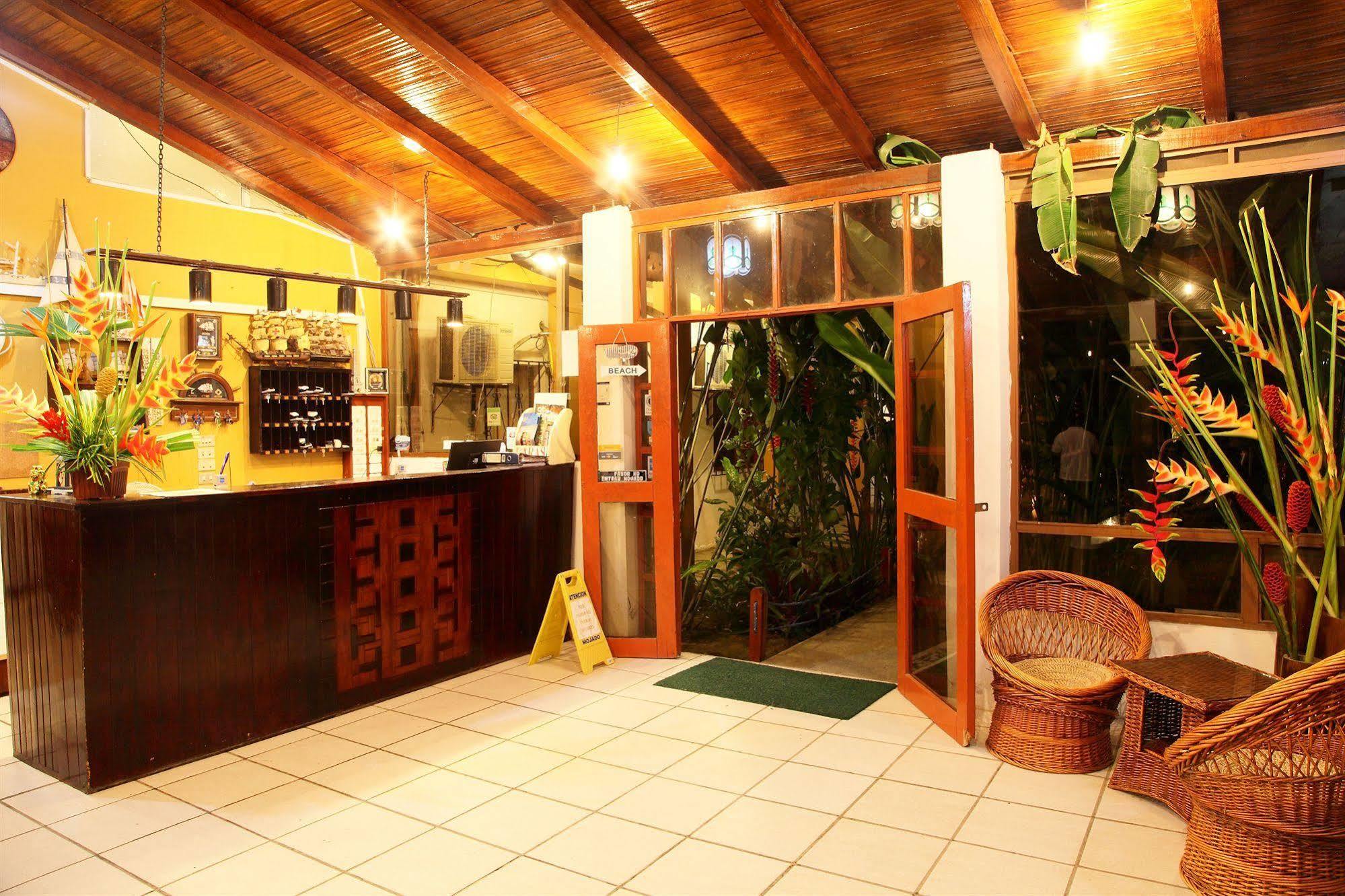 Hotel Puerto Ballesta Tonsupa Bagian luar foto