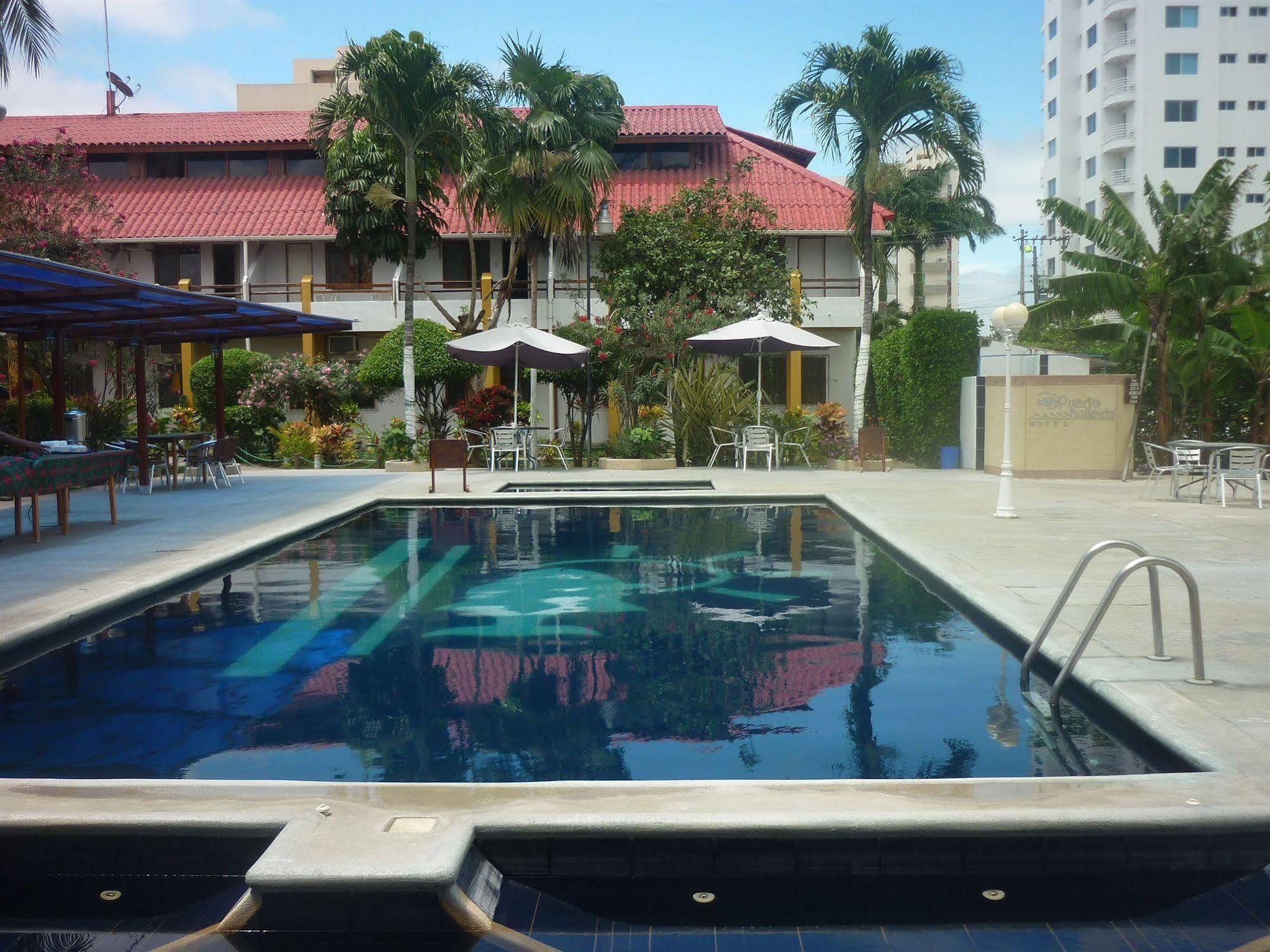 Hotel Puerto Ballesta Tonsupa Bagian luar foto