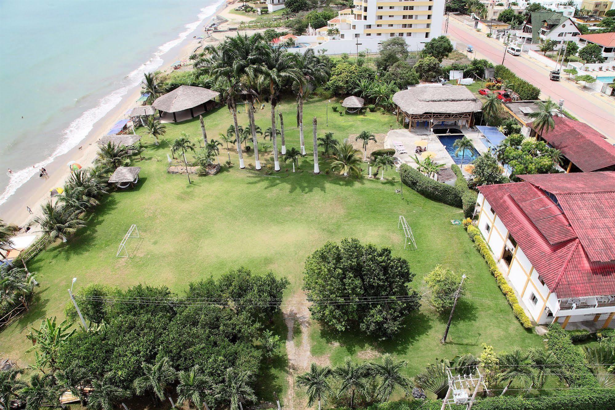 Hotel Puerto Ballesta Tonsupa Bagian luar foto