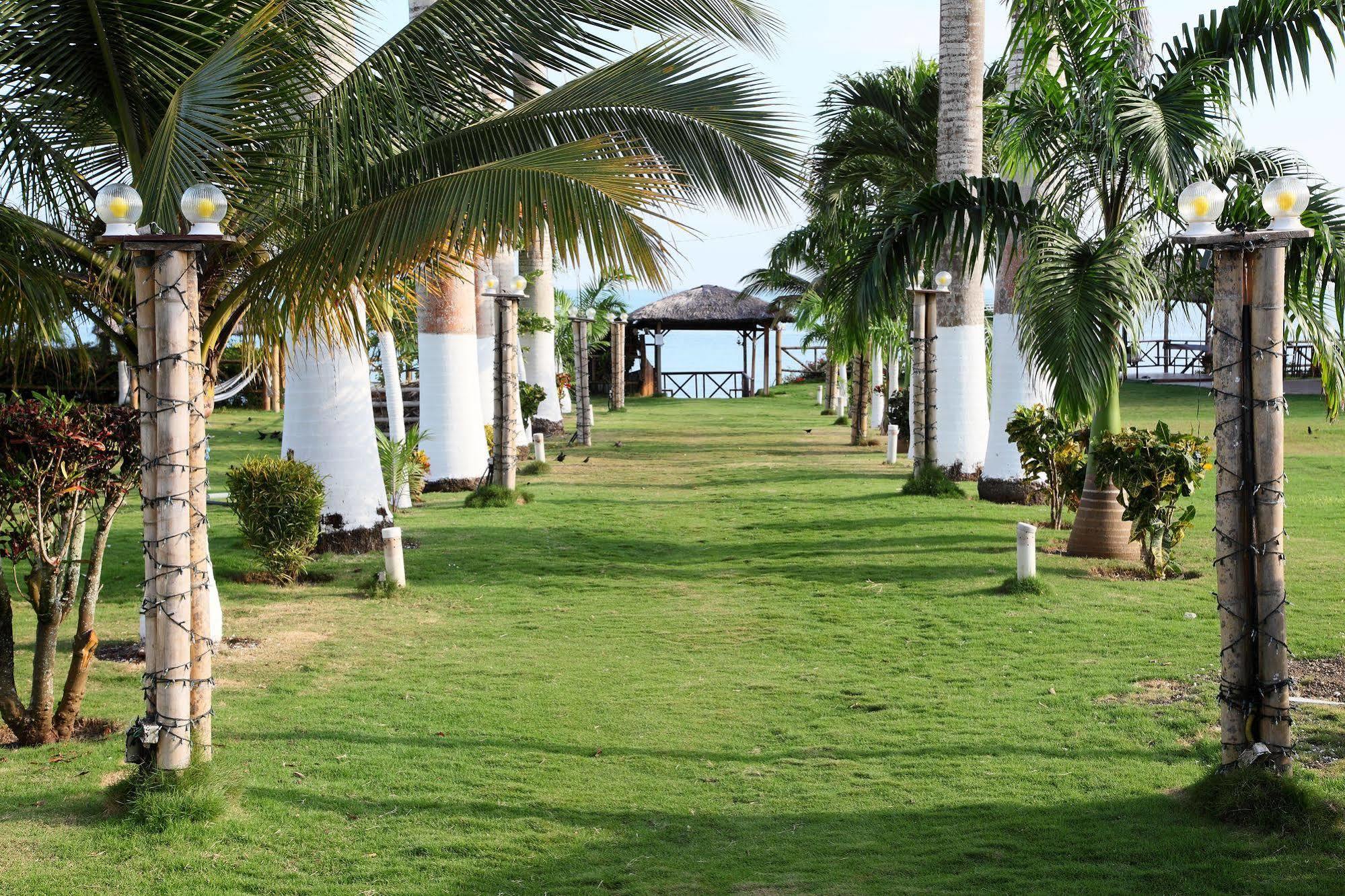 Hotel Puerto Ballesta Tonsupa Bagian luar foto