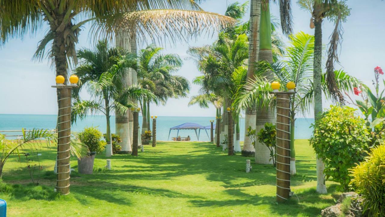 Hotel Puerto Ballesta Tonsupa Bagian luar foto